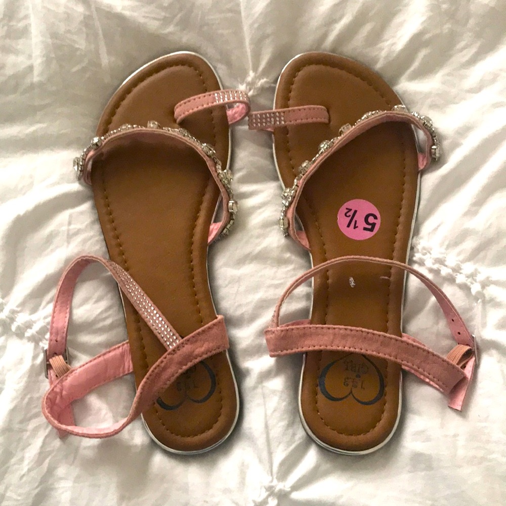 Girl size 5.5 143 girl sandal